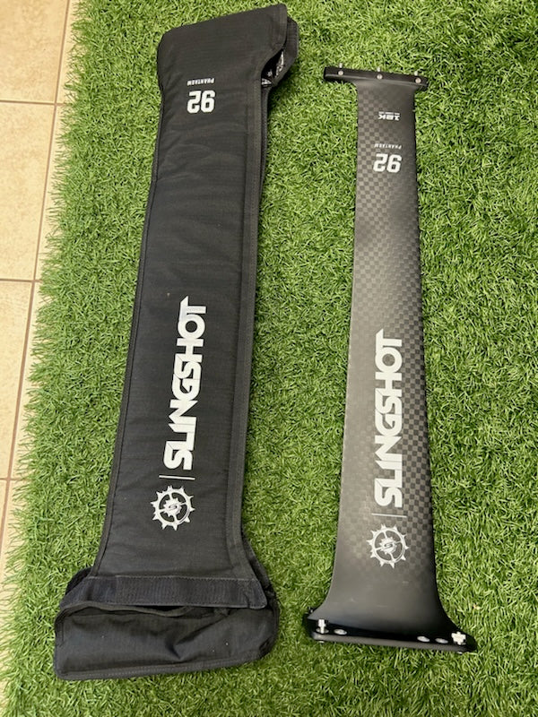 Slingshot Phantasm 92cm Carbon mast Beach inventory