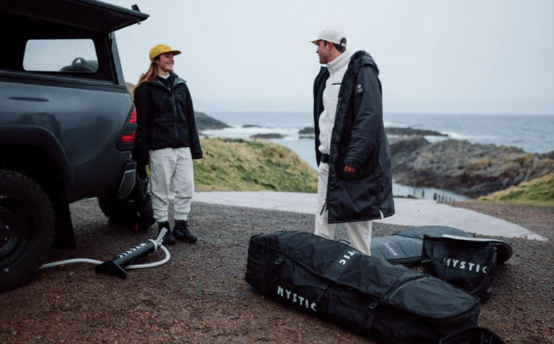 Mystic Elevate Lightweight Boardbag with Wheels