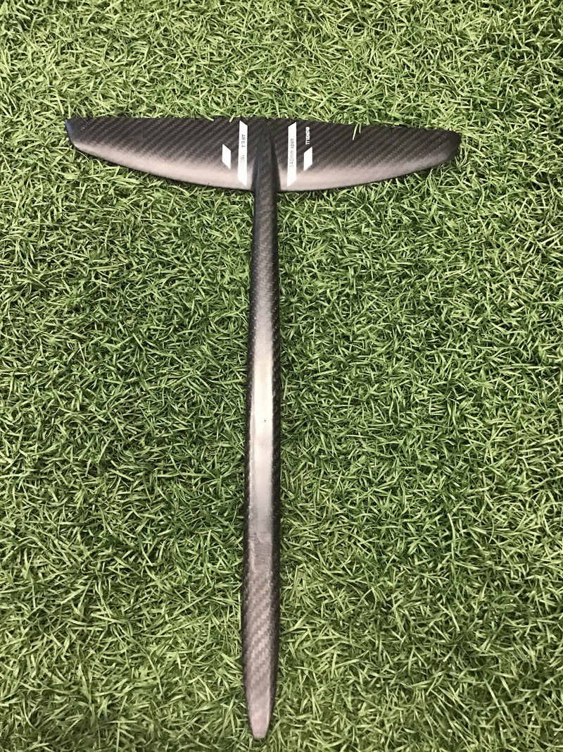 Display Slingshot One-Lock Turbo 180 rear wing