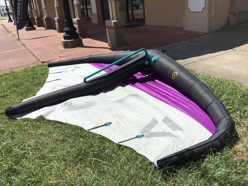 Used 2025 Duotone Float 5.5m Wing with boom & wrist leash
