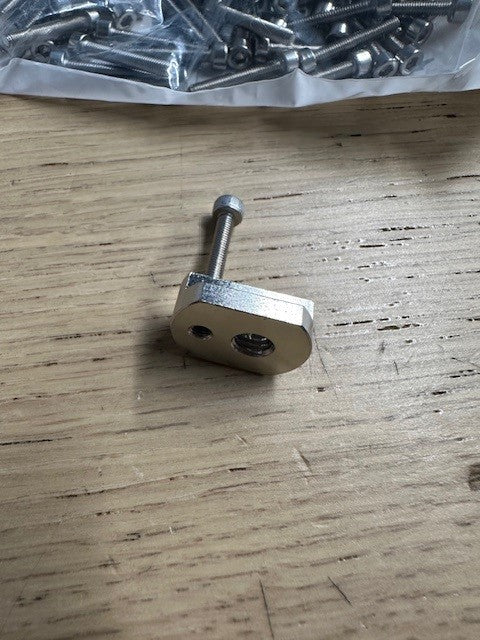 FoilDrive T-nut locking Socket Head Bolts