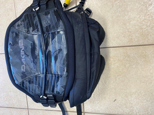 Dakine Chameleon Harness