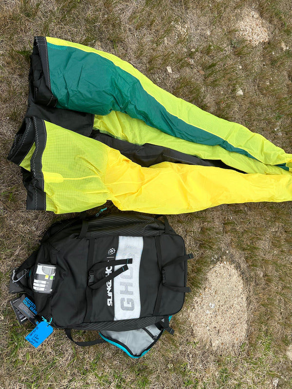 Slingshot Ghost V1 12m Used Kiteboarding kite with bag