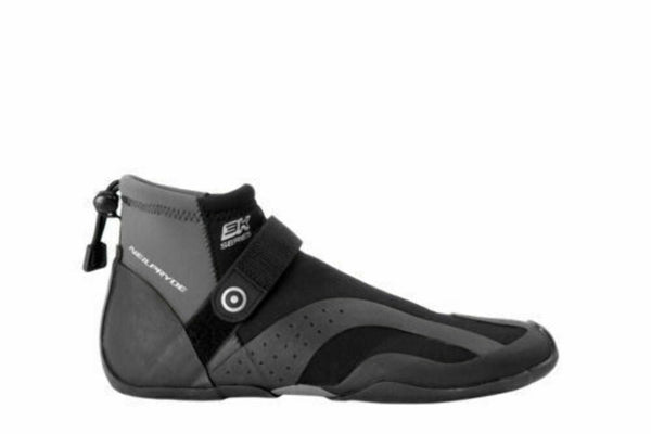 Neil Pryde low Cut Bootie Size 5