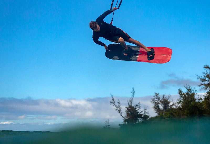 Slingshot Ghost V3 LW Kiteboarding Package