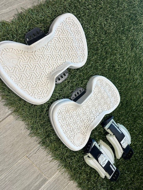 Like New Cabrinha H1 Kiteboard Straps and pads